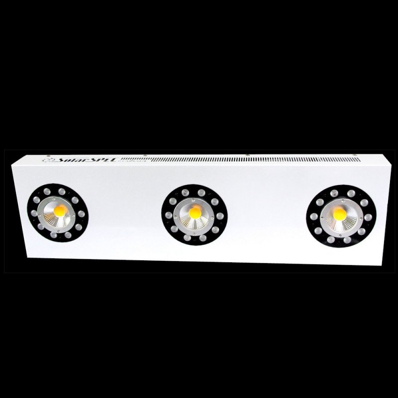 Amare_Pro4_LED_grow_light-3.jpg