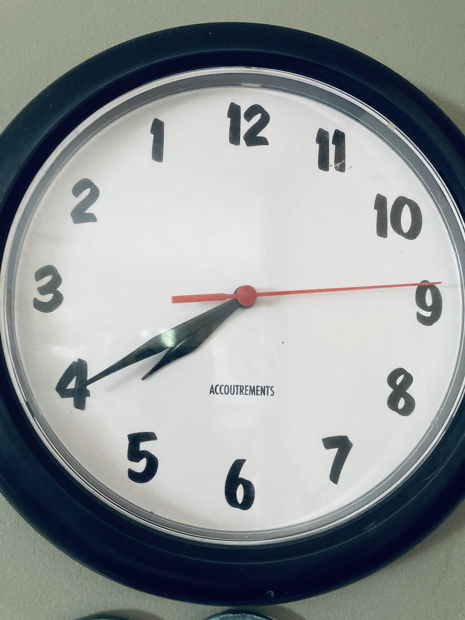 Clock.jpg