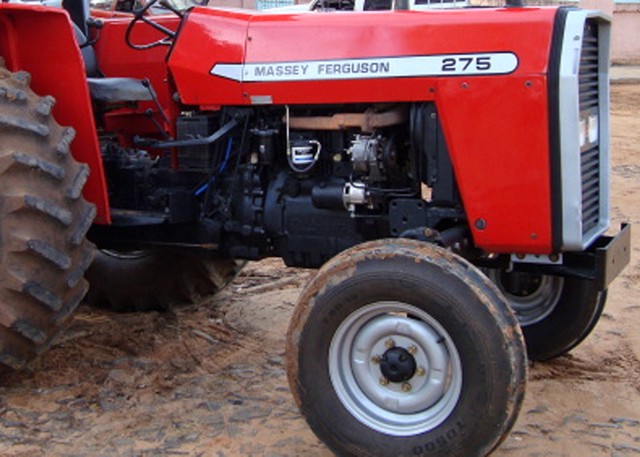 massey-ferguson-275-02.jpg