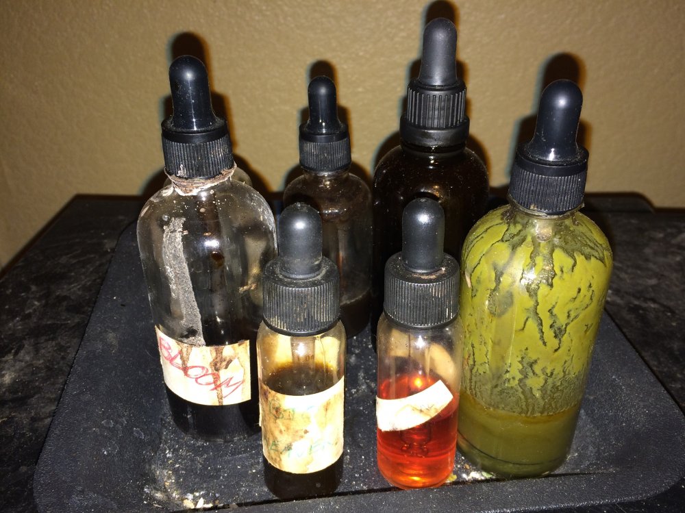 nute dropper bottles.JPG