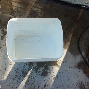 5 gallon detergent bucket