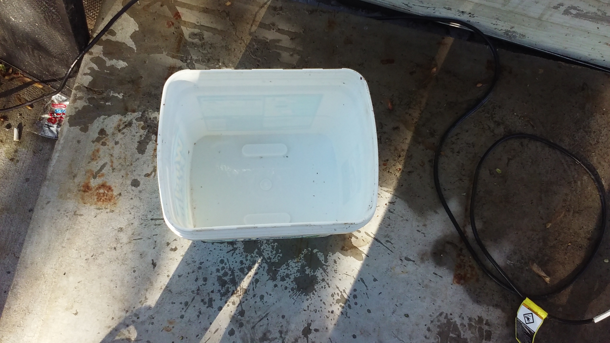 5 gallon detergent bucket