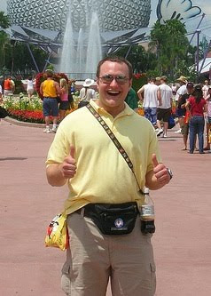 fannypacktourist.jpg