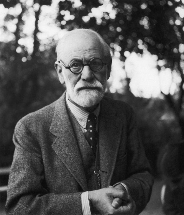 d31ecfc74670f78c69f47fe42b747928--tweed-suits-sigmund-freud.jpg