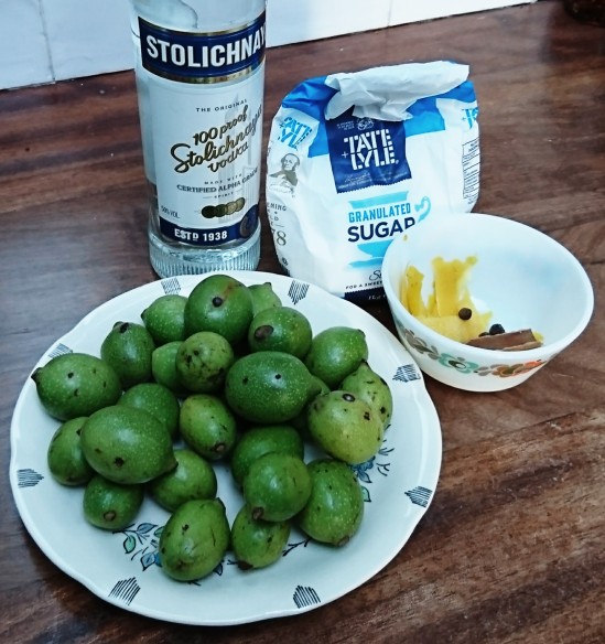 Nocino ingredients