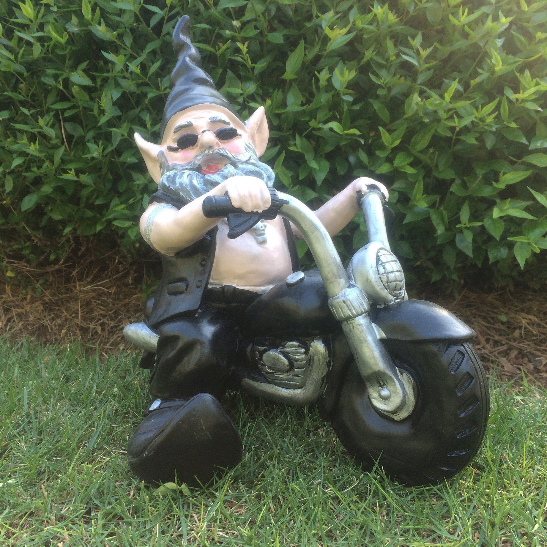 HomeStyles-Nowaday-Gnomes-Born-to-Ride-Biker-the-Gnome-in-Full-Leather-Motorcycle-Gear-Riding-His-Black-Bike-Statue.jpg